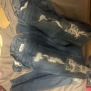 Women’s hollister  2 pairs of jeans size W26 L29 & W26 L28